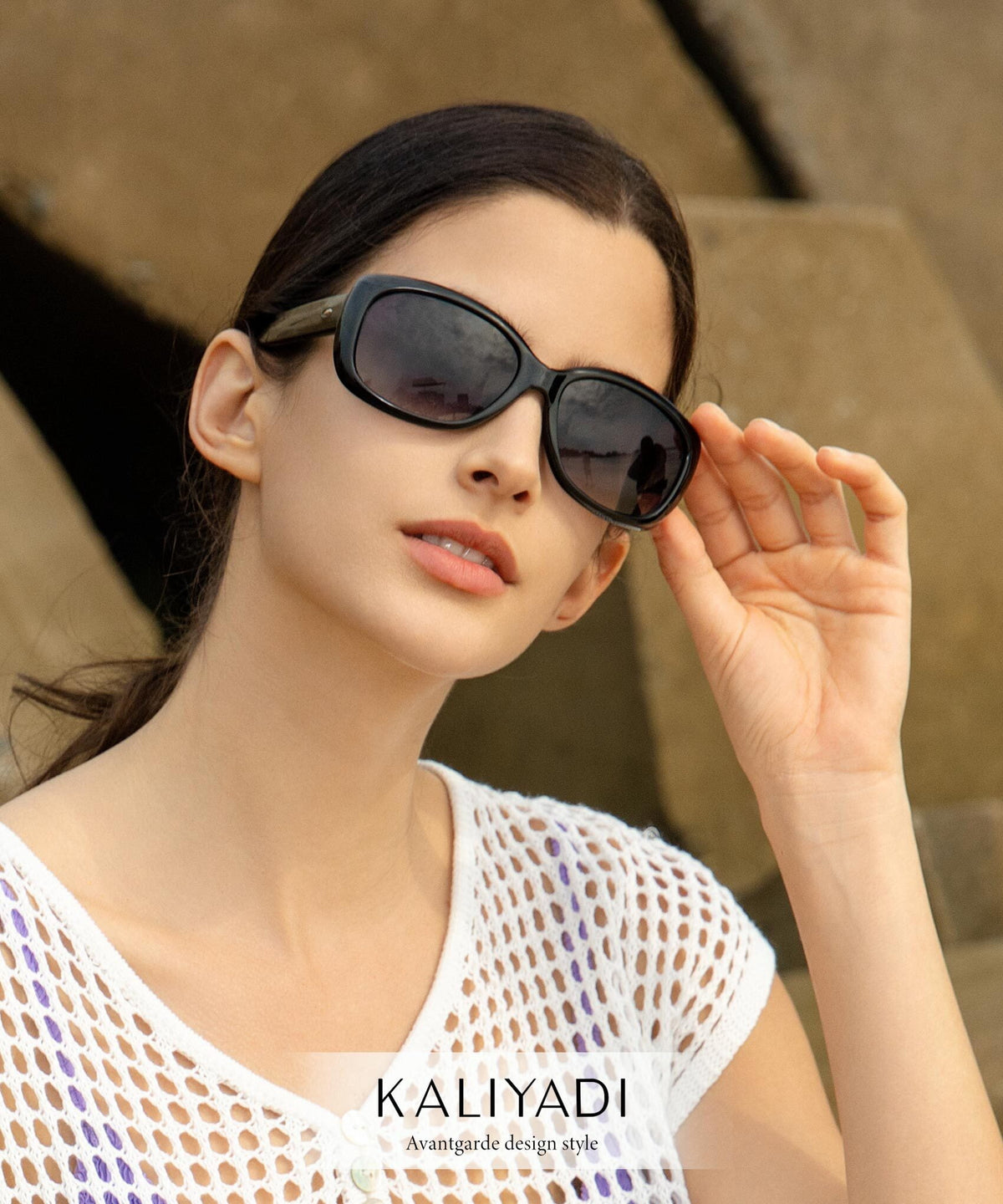 KALIYADI Oversized Polarized Sunglasses for Women Vintage Lady UV Protection Driving Sun Glasses WMKAS20-1