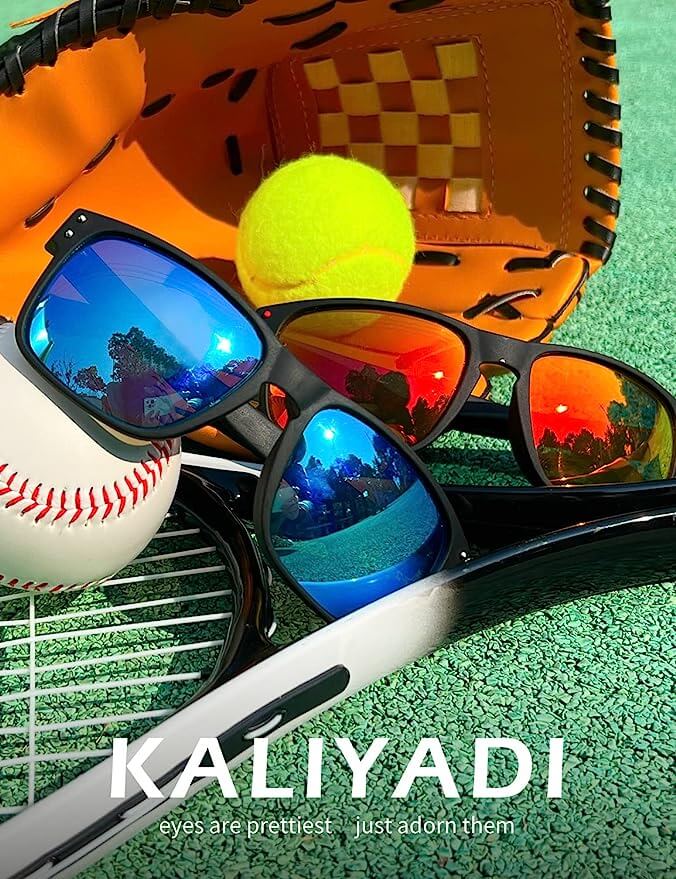 KALIYADI Rivets Square Sunglasses display